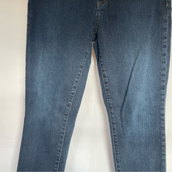 GAP 1969 women’s Real Straight Jeans 27R - Picture 5 of 12